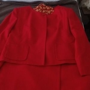 Women's 2pc Sag Harbor skirt suit